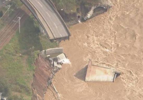 1571219716335150.jpg 日本災(zāi)后2.jpg